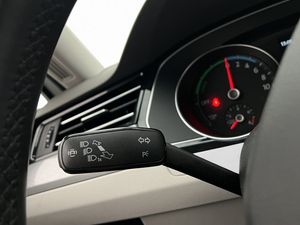Volkswagen Passat bild 28