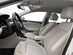 Volkswagen Passat bild 14