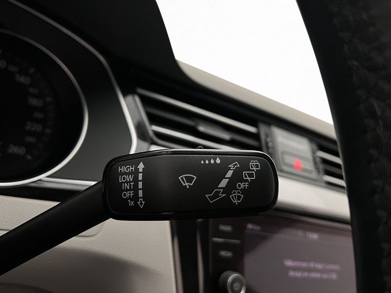 Volkswagen Passat bild 26