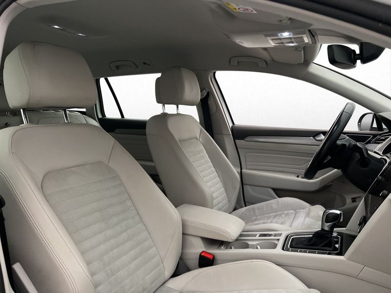 Volkswagen Passat bild 10