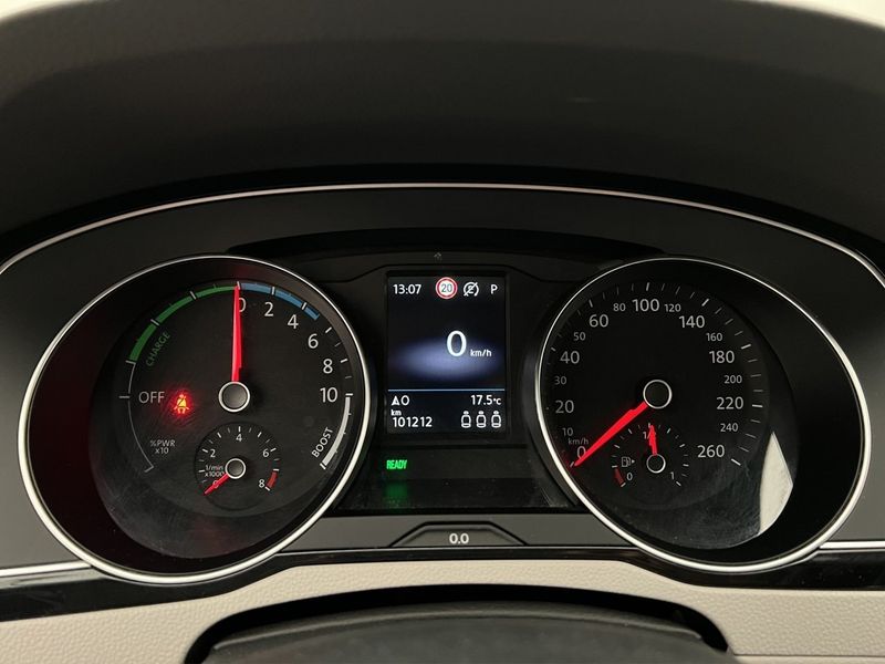Volkswagen Passat bild 15