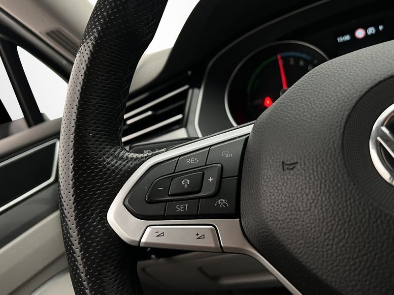 Volkswagen Passat bild 27
