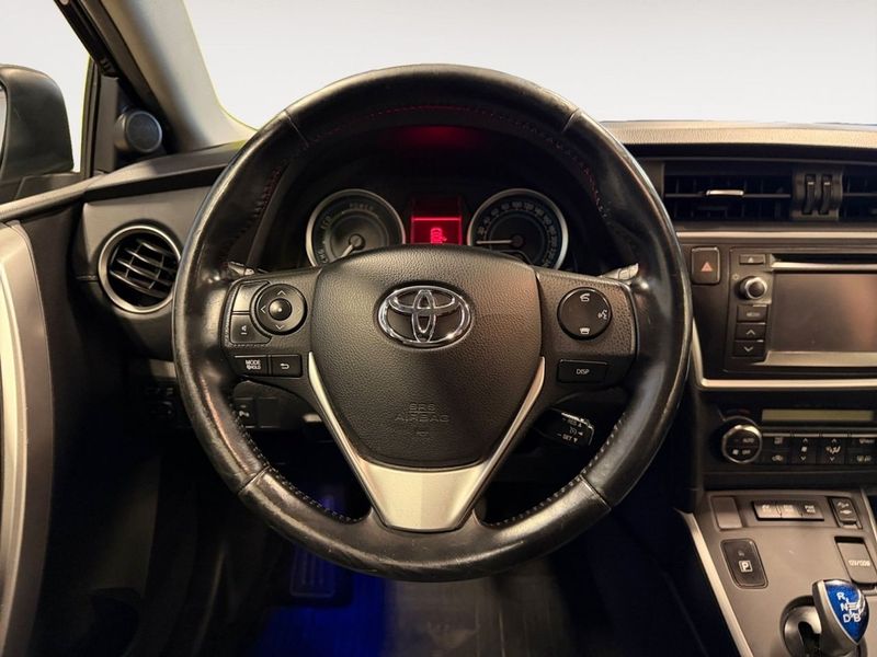 Toyota Auris bild 13