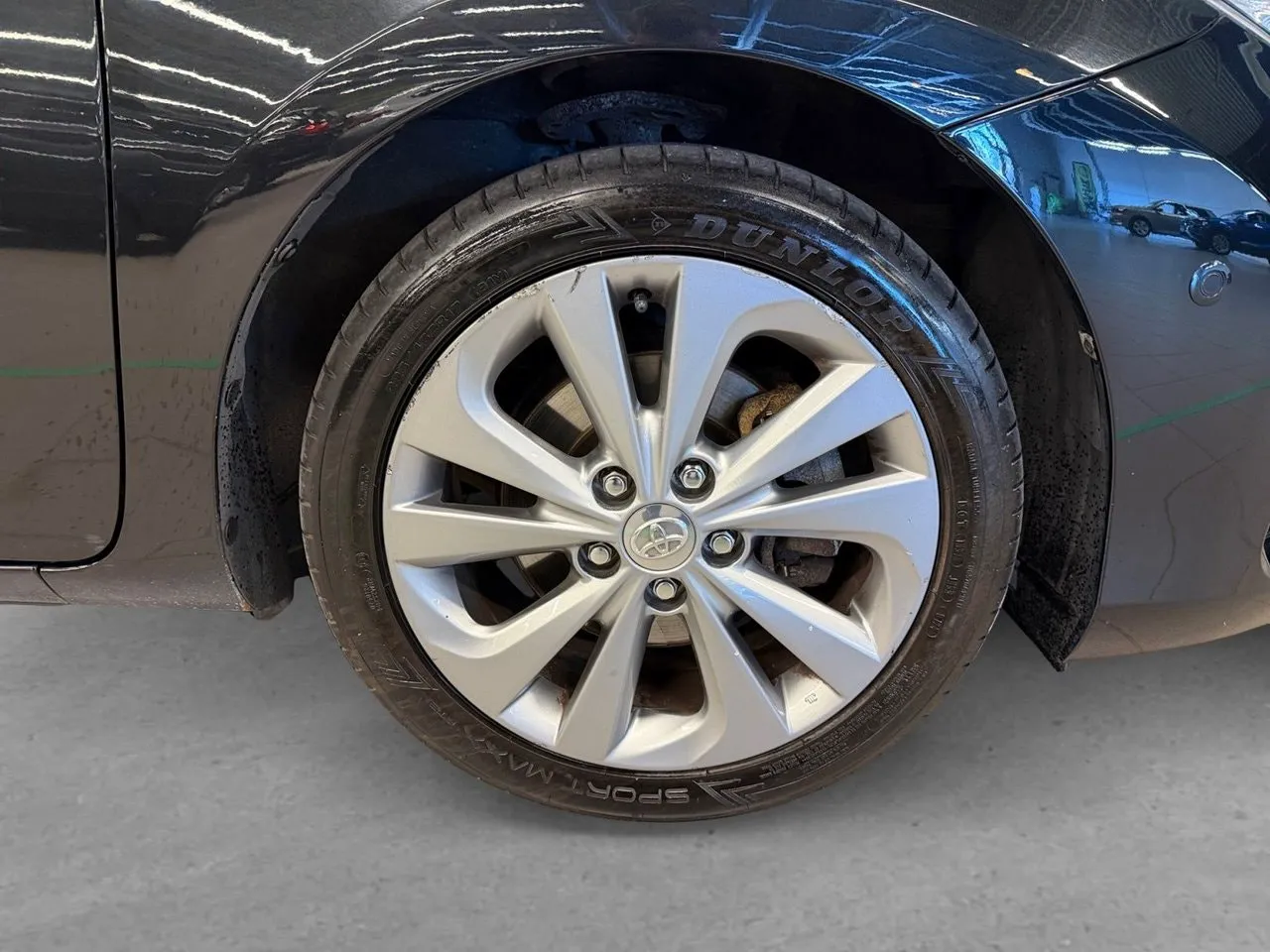 Vehicle image 7