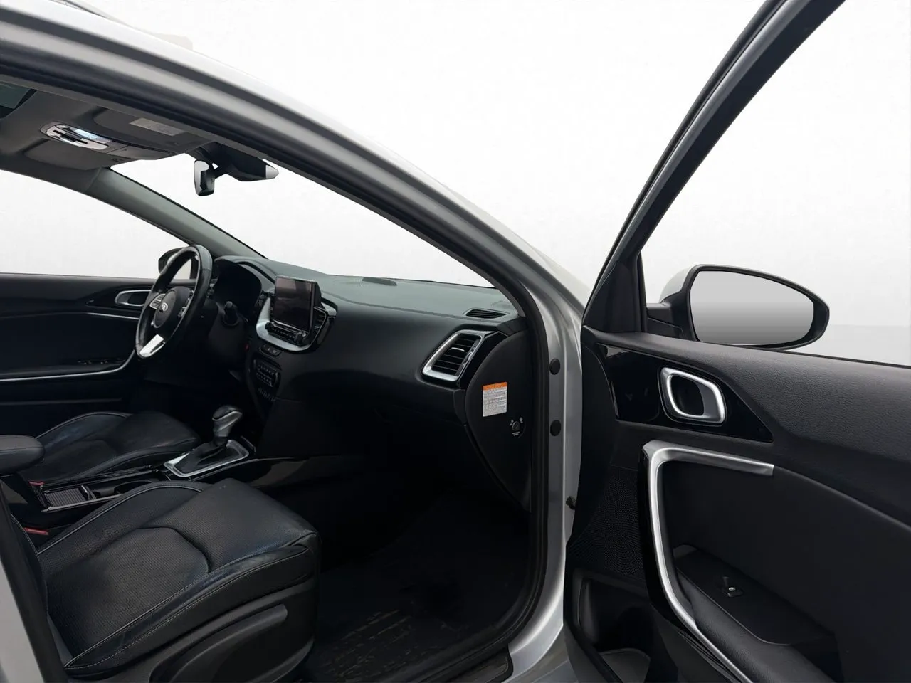 Vehicle image 21
