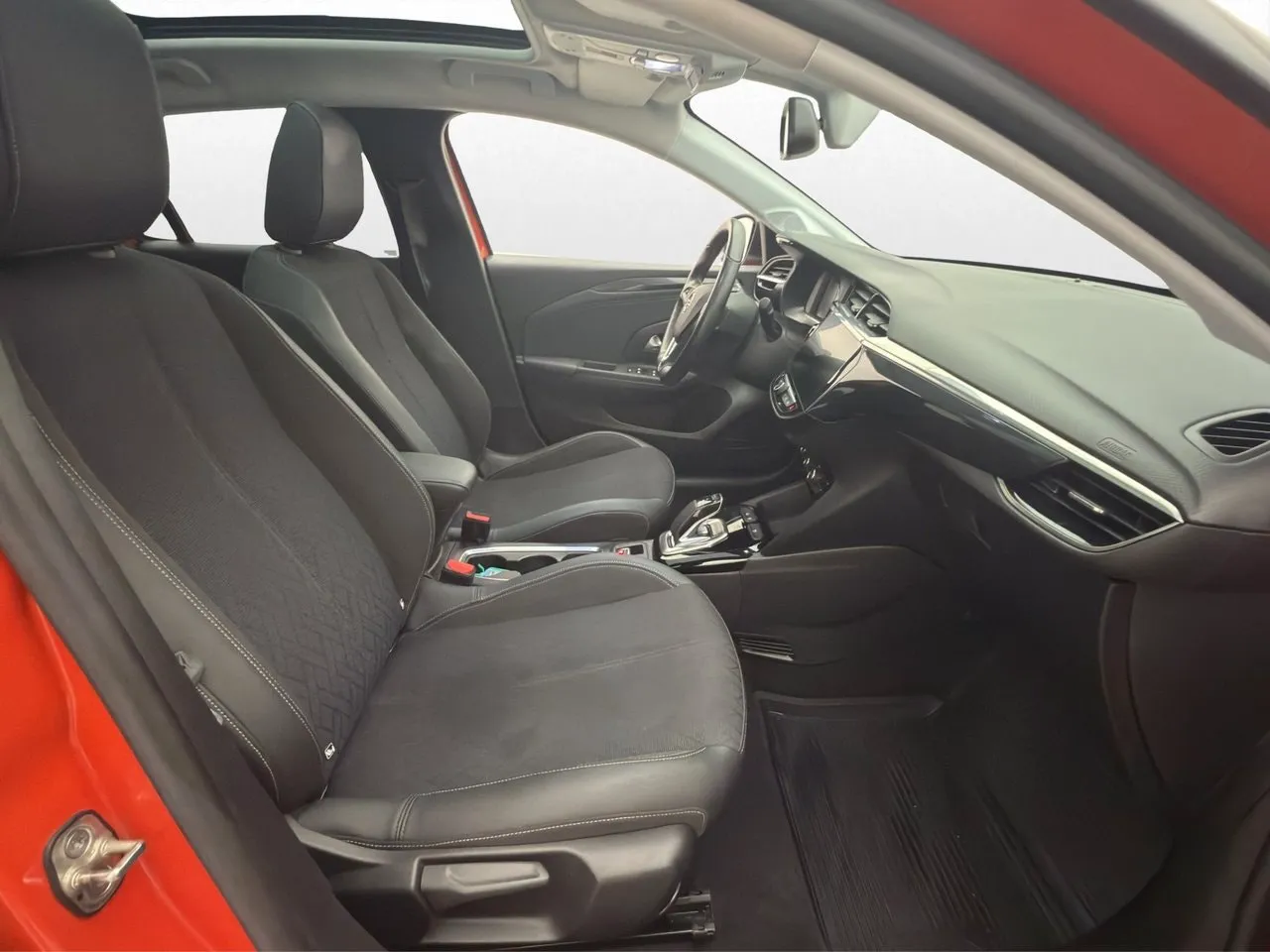Vehicle image 21