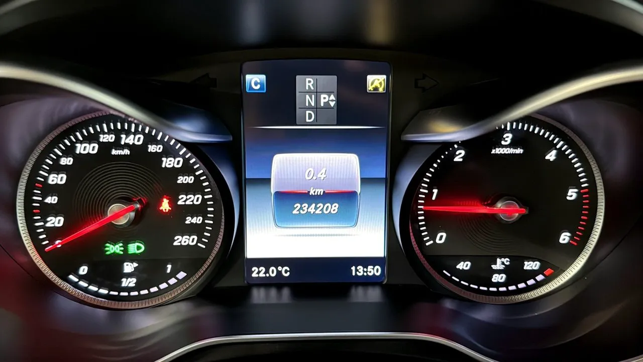 Vehicle image 20