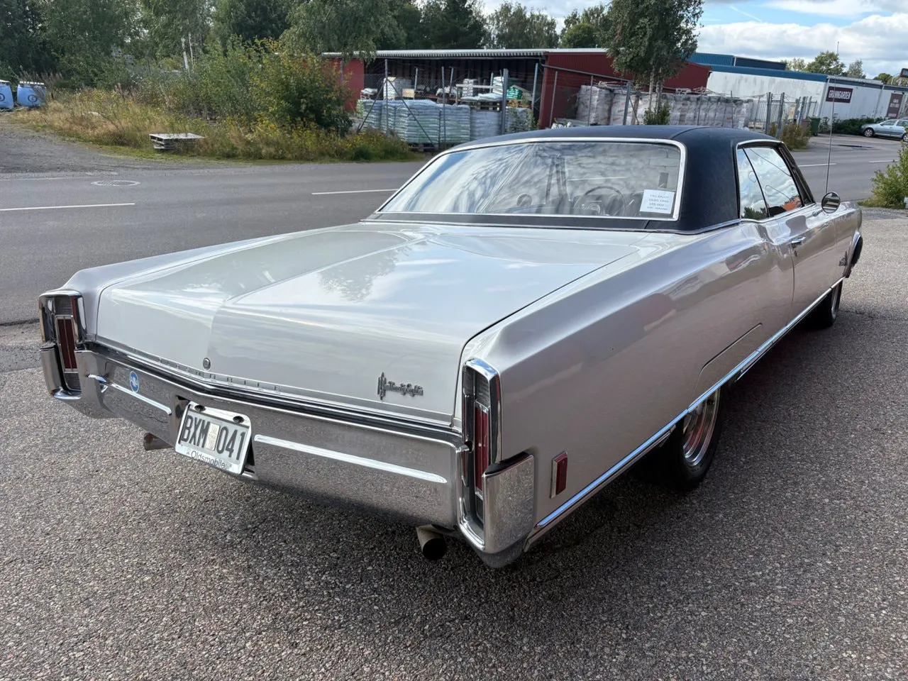 Vehicle image 2