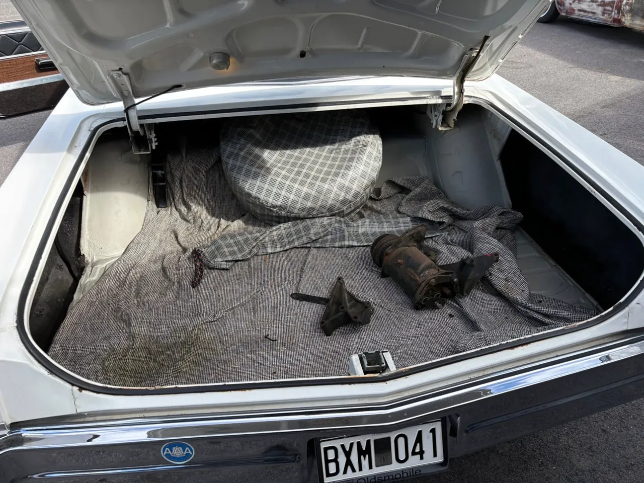 Vehicle image 21