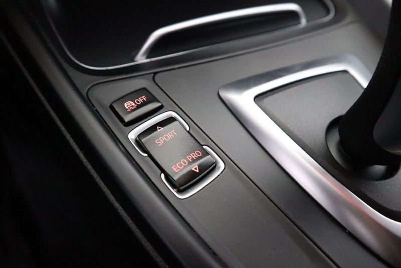 BMW 320 bild 17