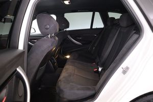 BMW 320 bild 12