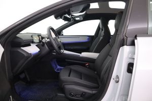 Polestar 4 bild 12
