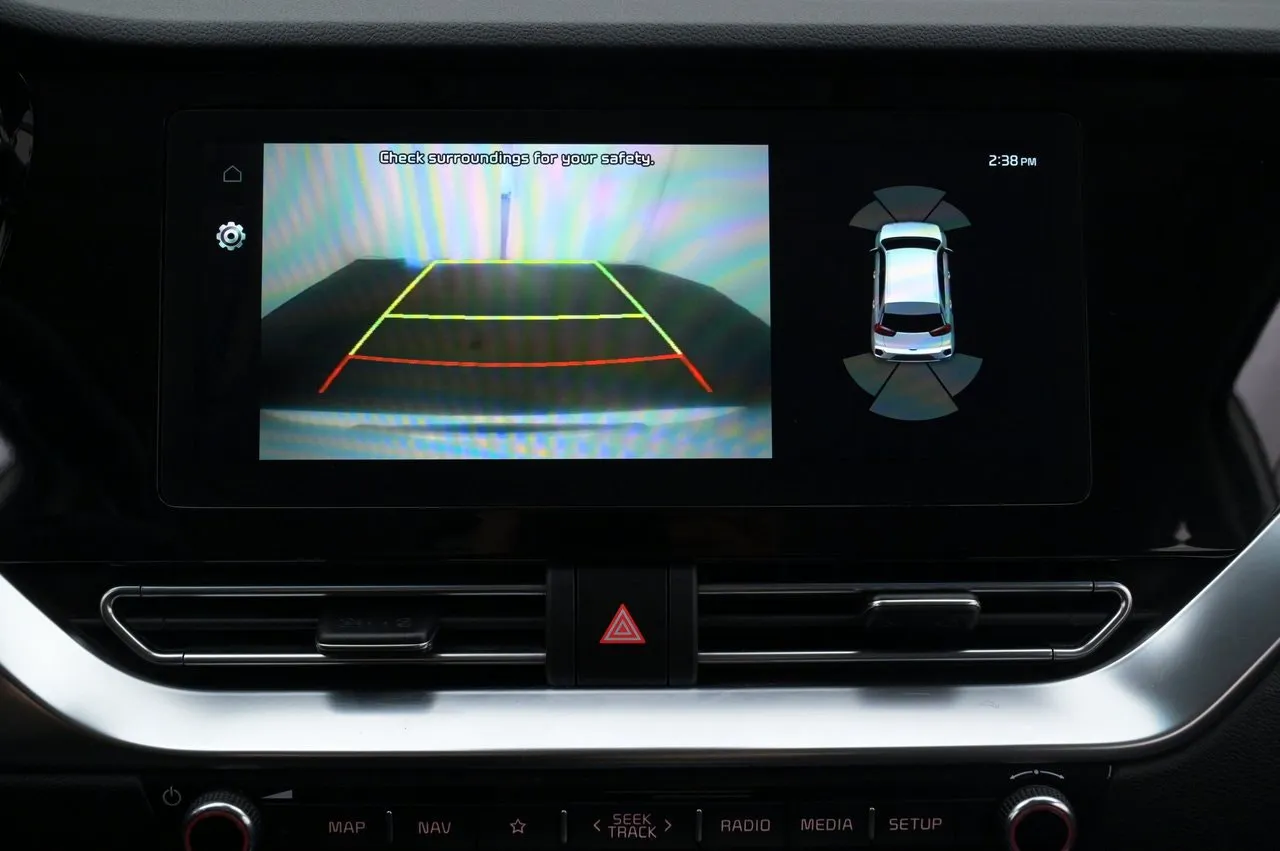 Vehicle image 15