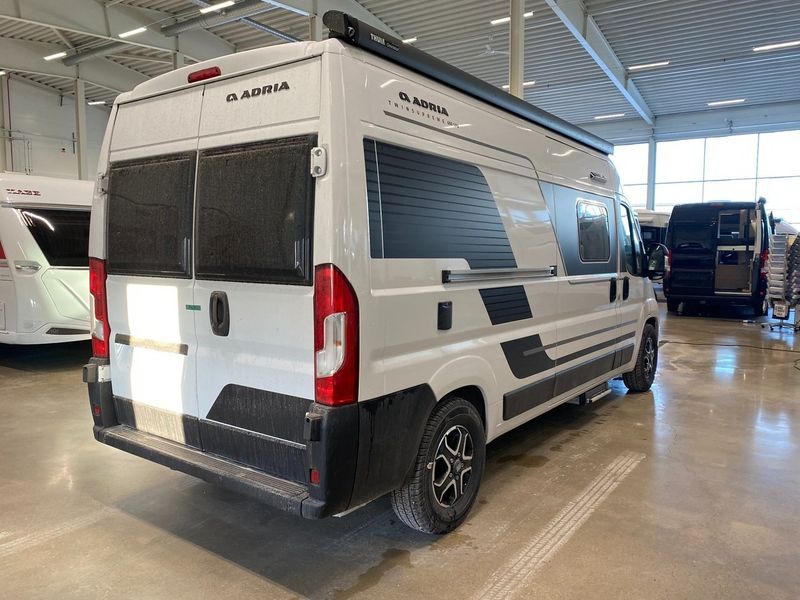 Adria Twin bild 2
