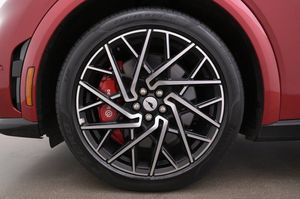 Ford Mustang Mach-E bild 27