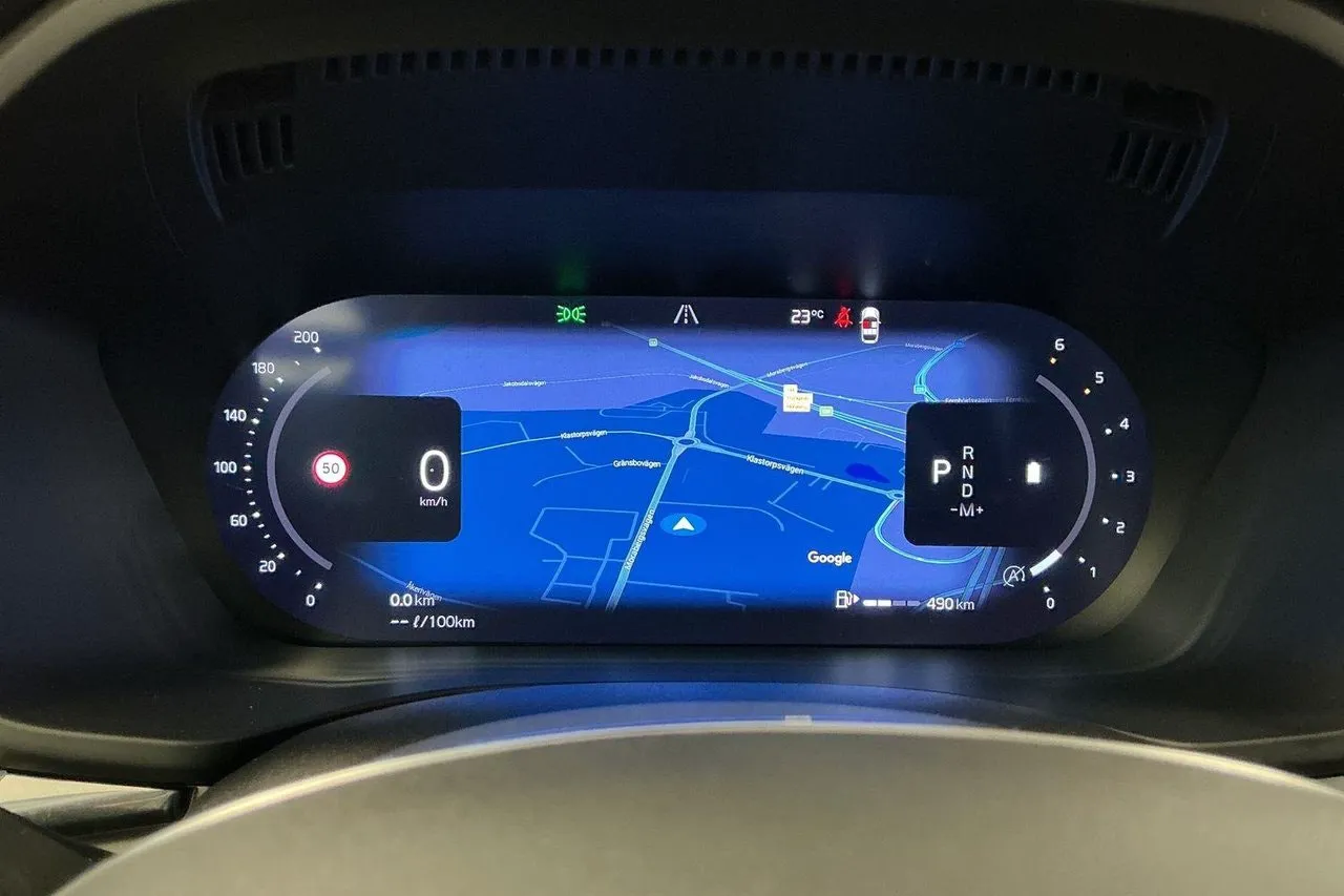 Vehicle image 14