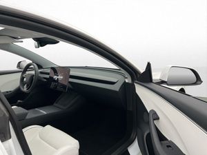 Tesla Model 3 bild 26
