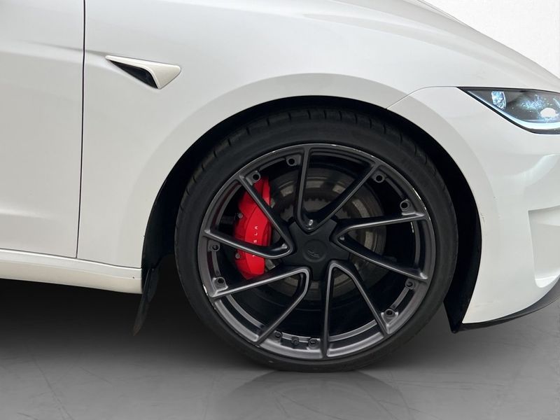 Tesla Model 3 bild 33