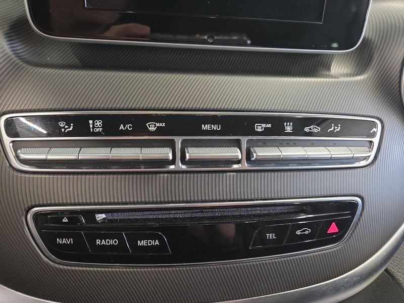Mercedes V220 bild 23