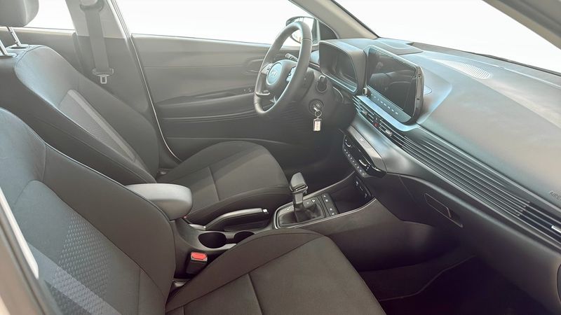 Hyundai i20 bild 3