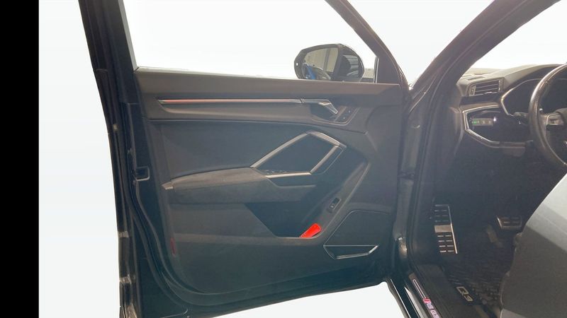 Audi Q3 bild 17