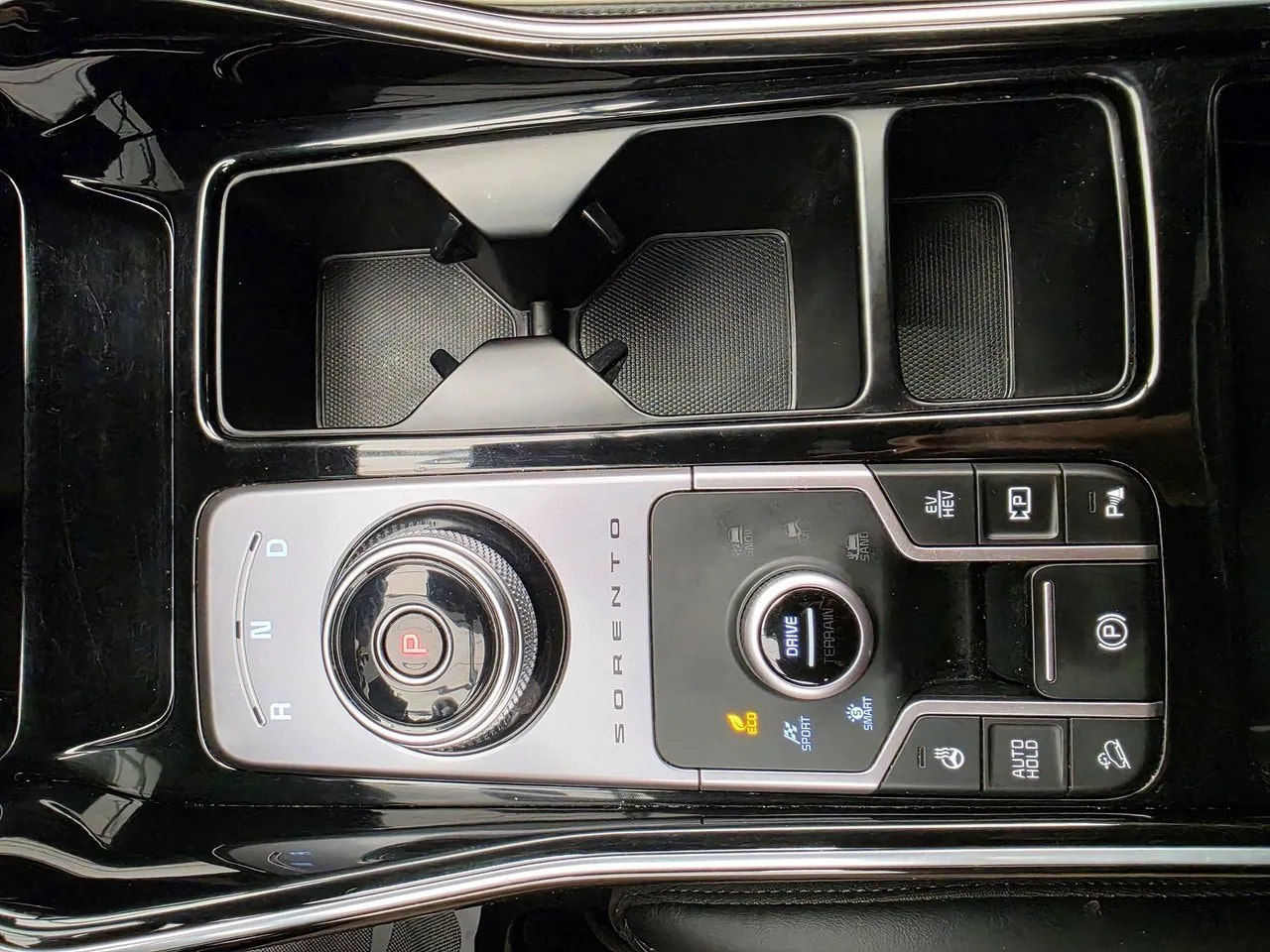 Vehicle image 24