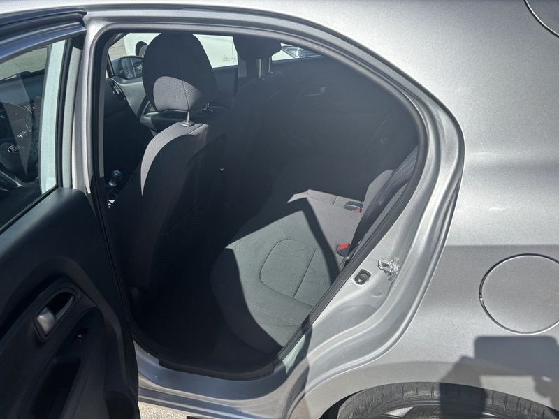 Kia Rio bild 8