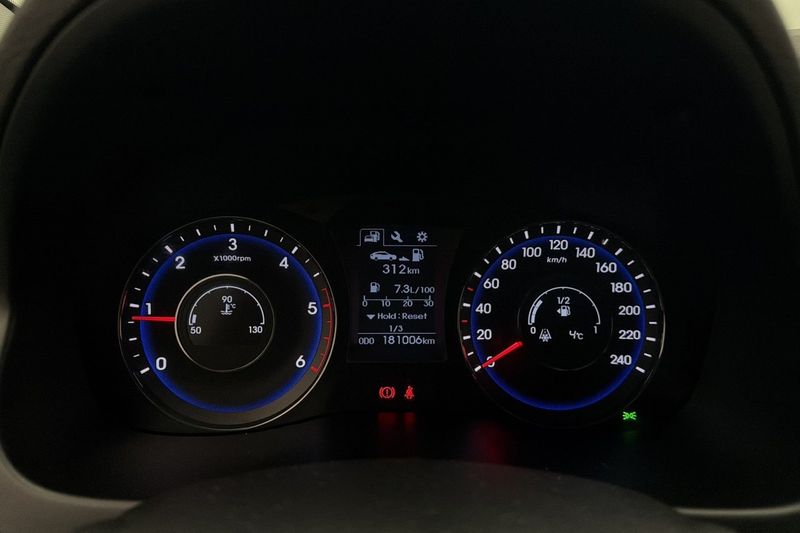 Hyundai i40 bild 16