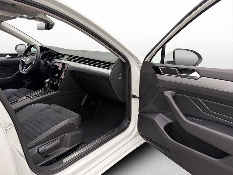 Volkswagen Passat bild 25