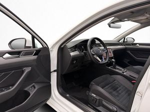 Volkswagen Passat bild 10