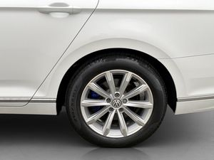 Volkswagen Passat bild 29