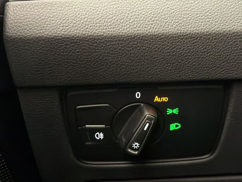 Volkswagen Passat bild 14