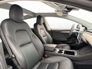 Tesla Model 3 bild 25