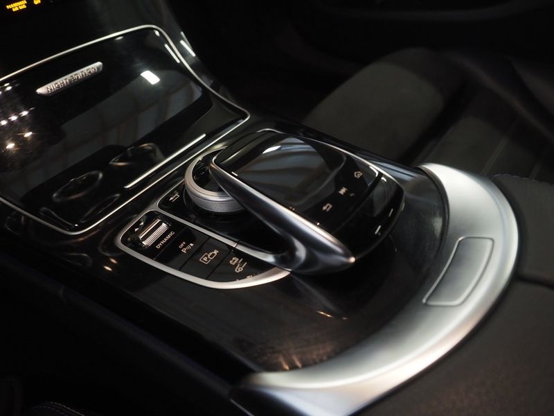 Mercedes C300 bild 18