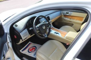 Jaguar XF bild 6