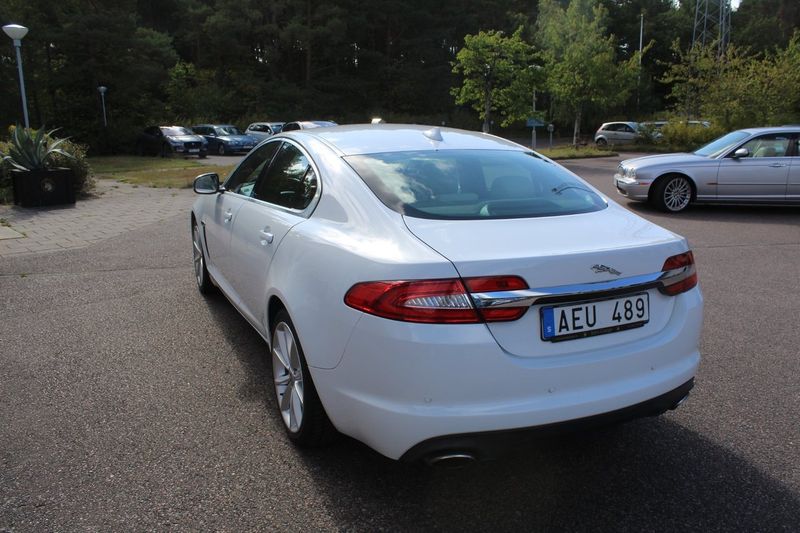 Jaguar XF bild 4