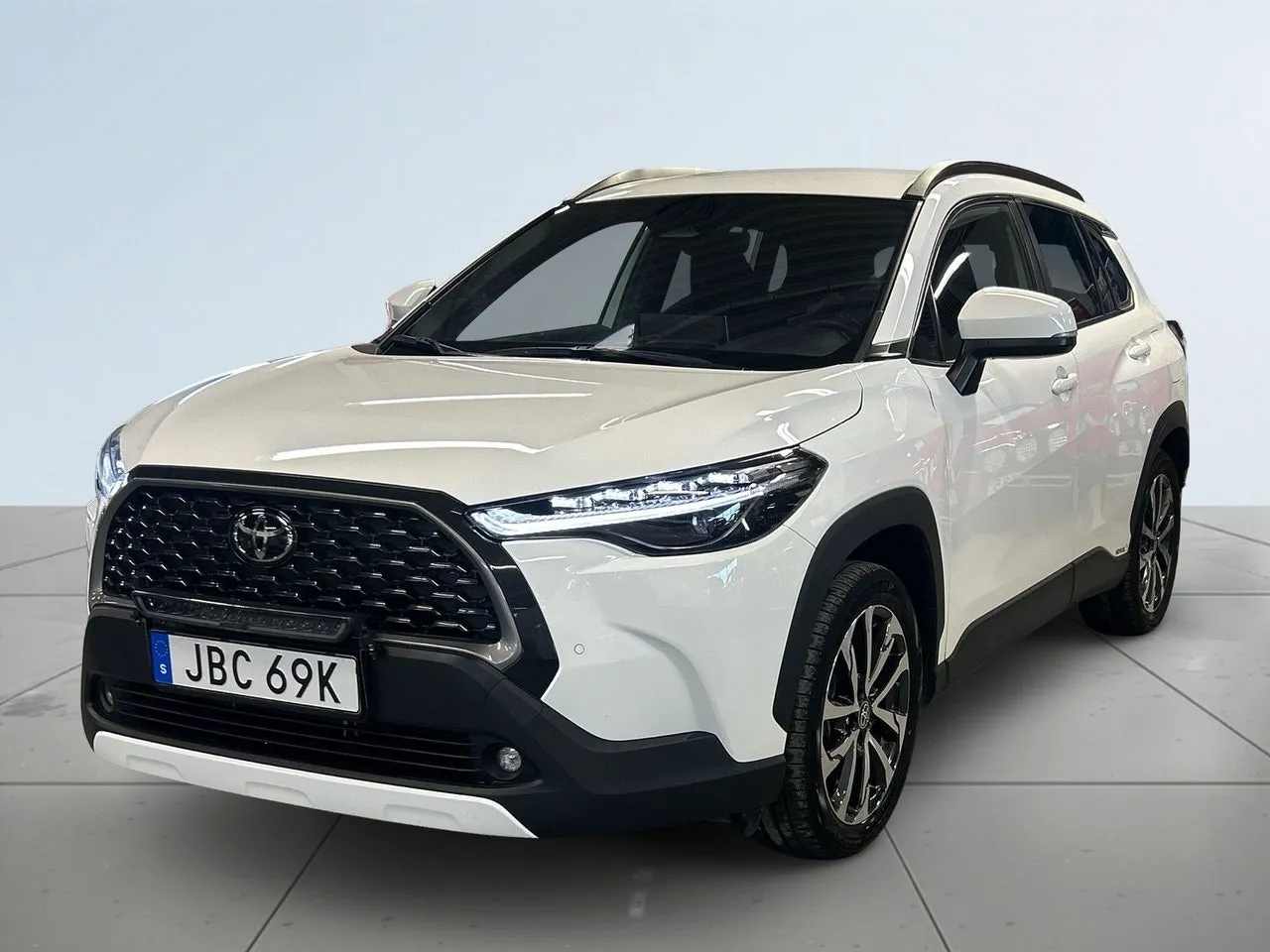 Vehicle image 15