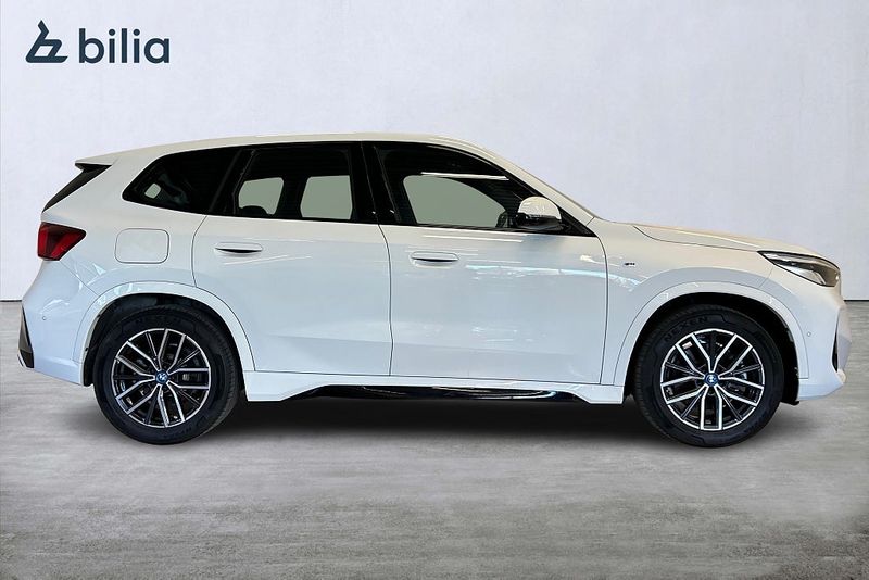 BMW iX1 bild 8