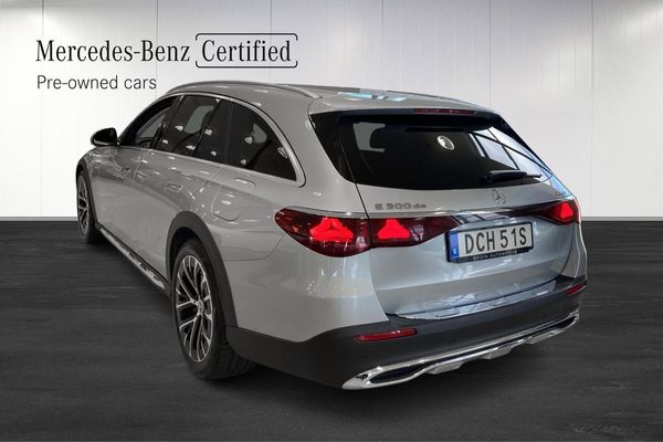 Mercedes E300 de DE 4MATIC ALL-TERRAIN - 2025