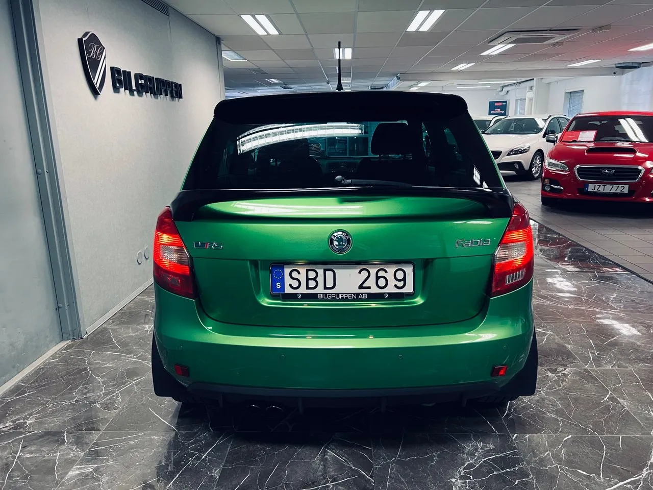 Vehicle image 4