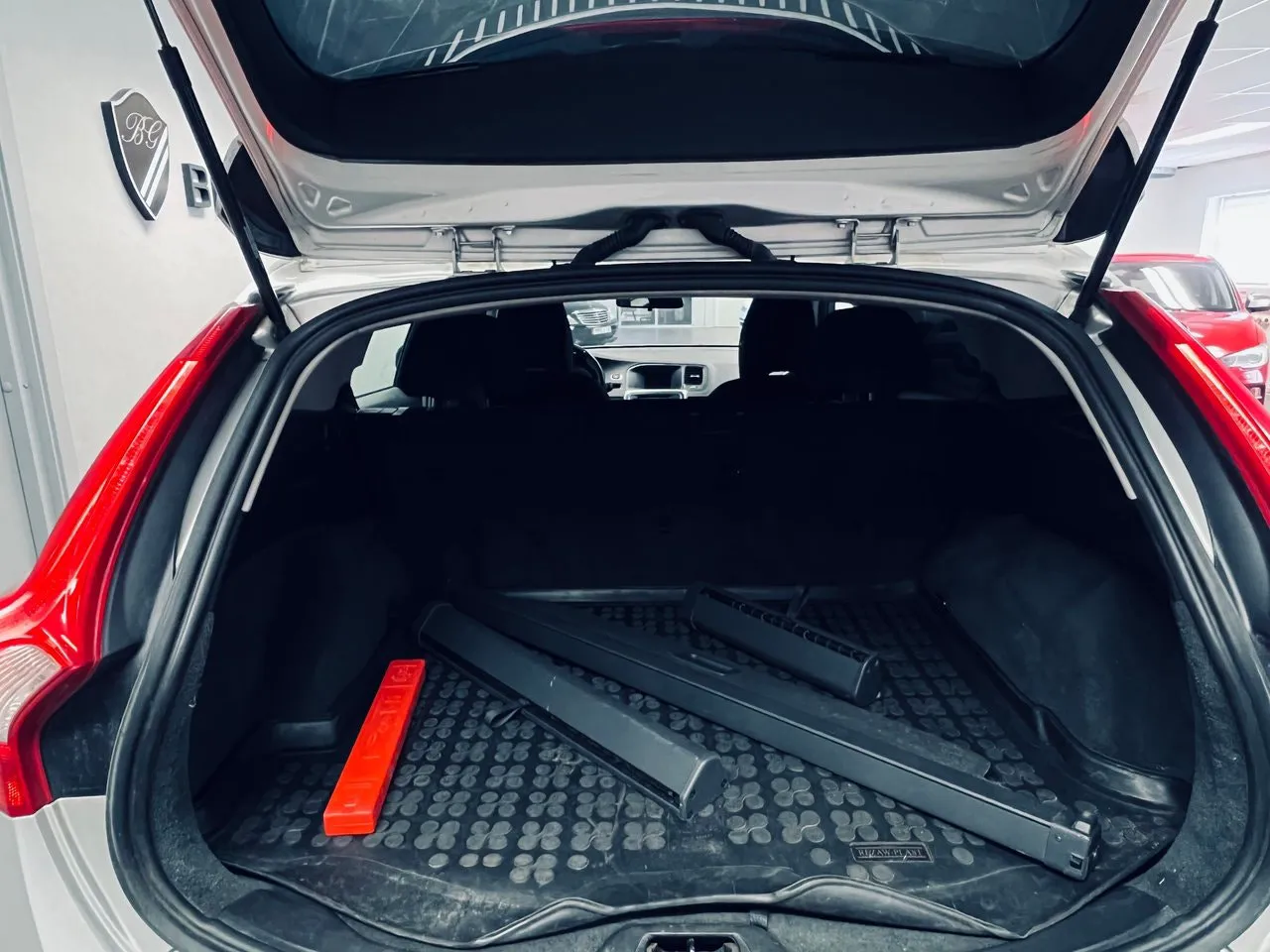 Vehicle image 20