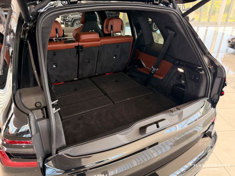 BMW X7 bild 8