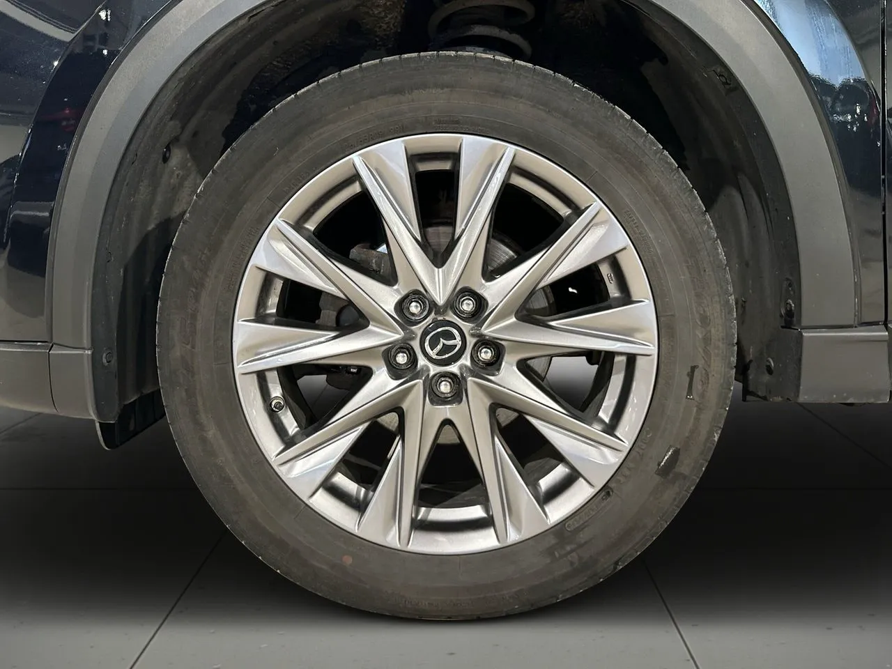 Vehicle image 13