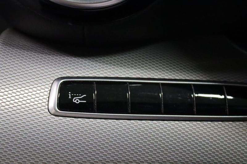 Mercedes E220 bild 20