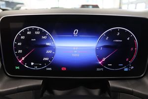 Mercedes GLC220 bild 13