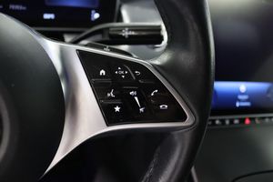 Mercedes GLC220 bild 21