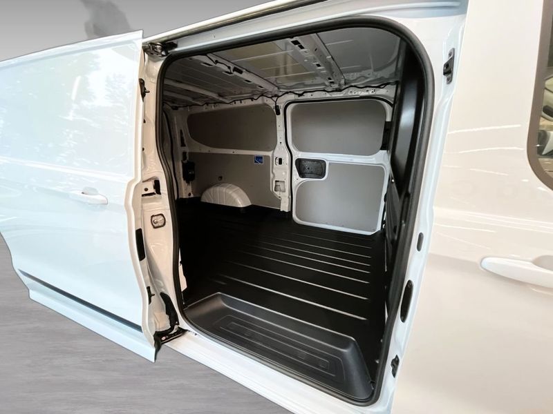 Ford E-Transit bild 4