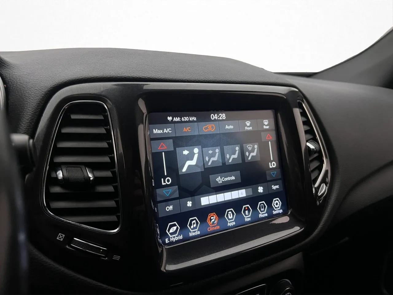 Vehicle image 21