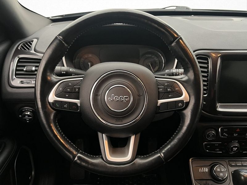 Jeep Compass bild 15
