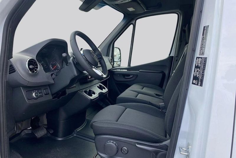 Mercedes Sprinter bild 7